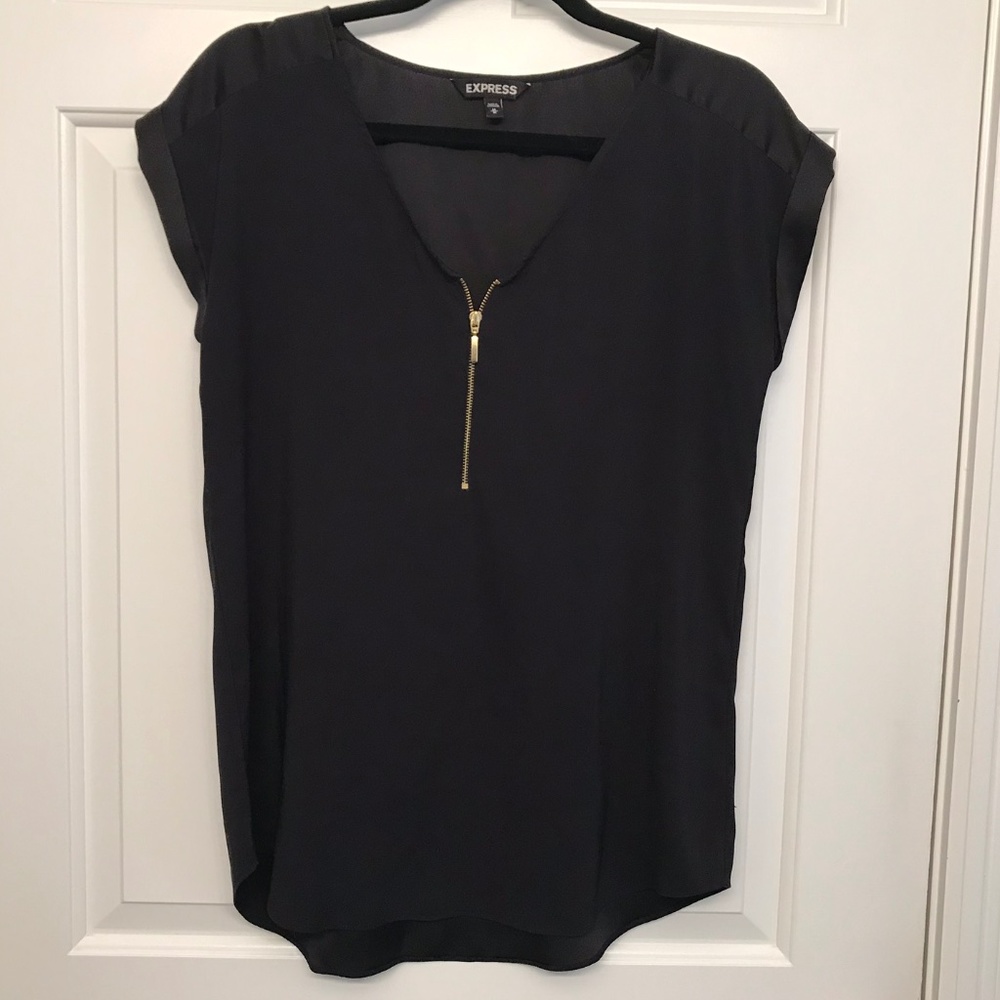 Like new lightweight top